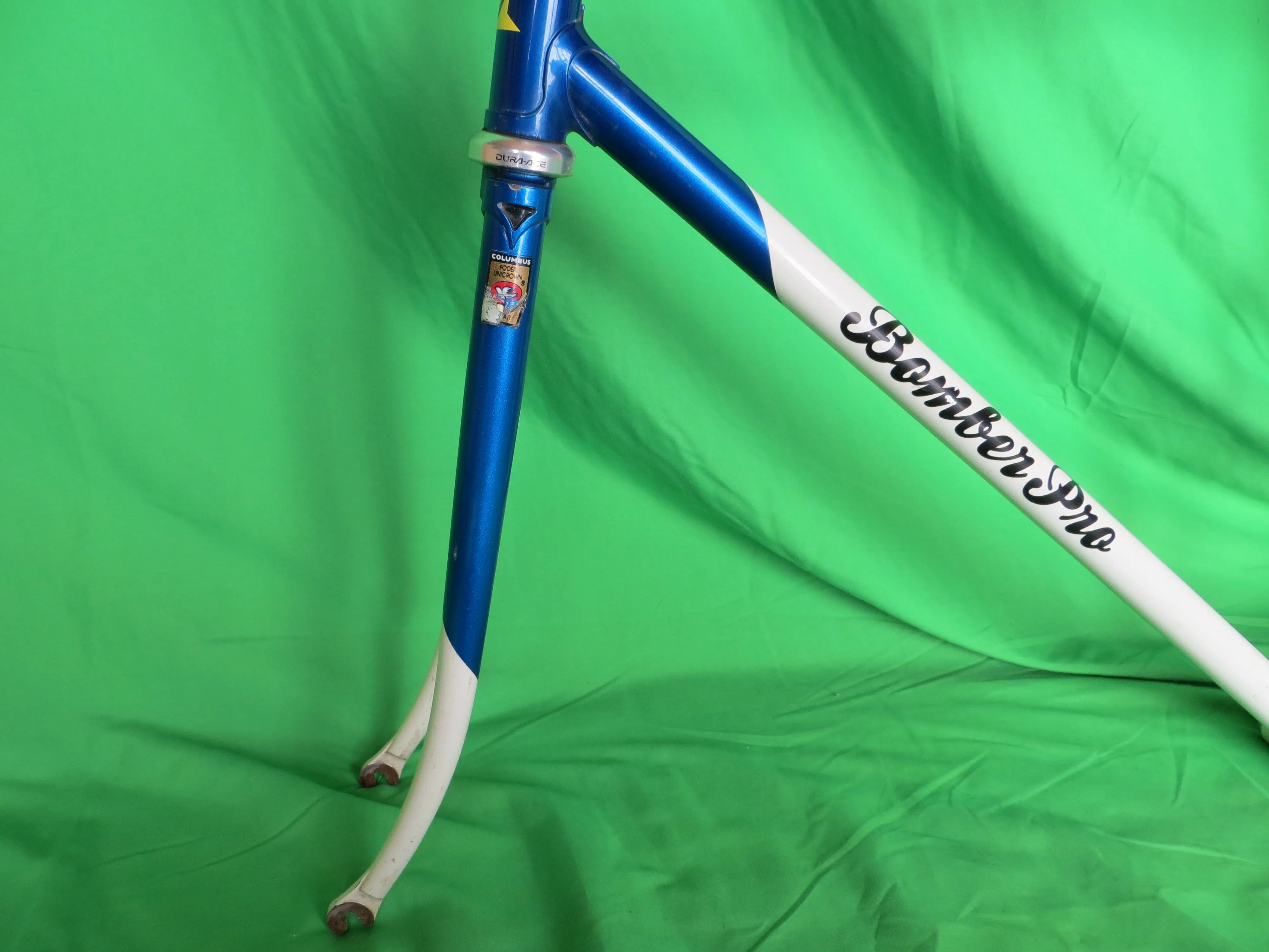 Bomber Pro Columbus EL // White / Blue Two Tone // 50.5cm