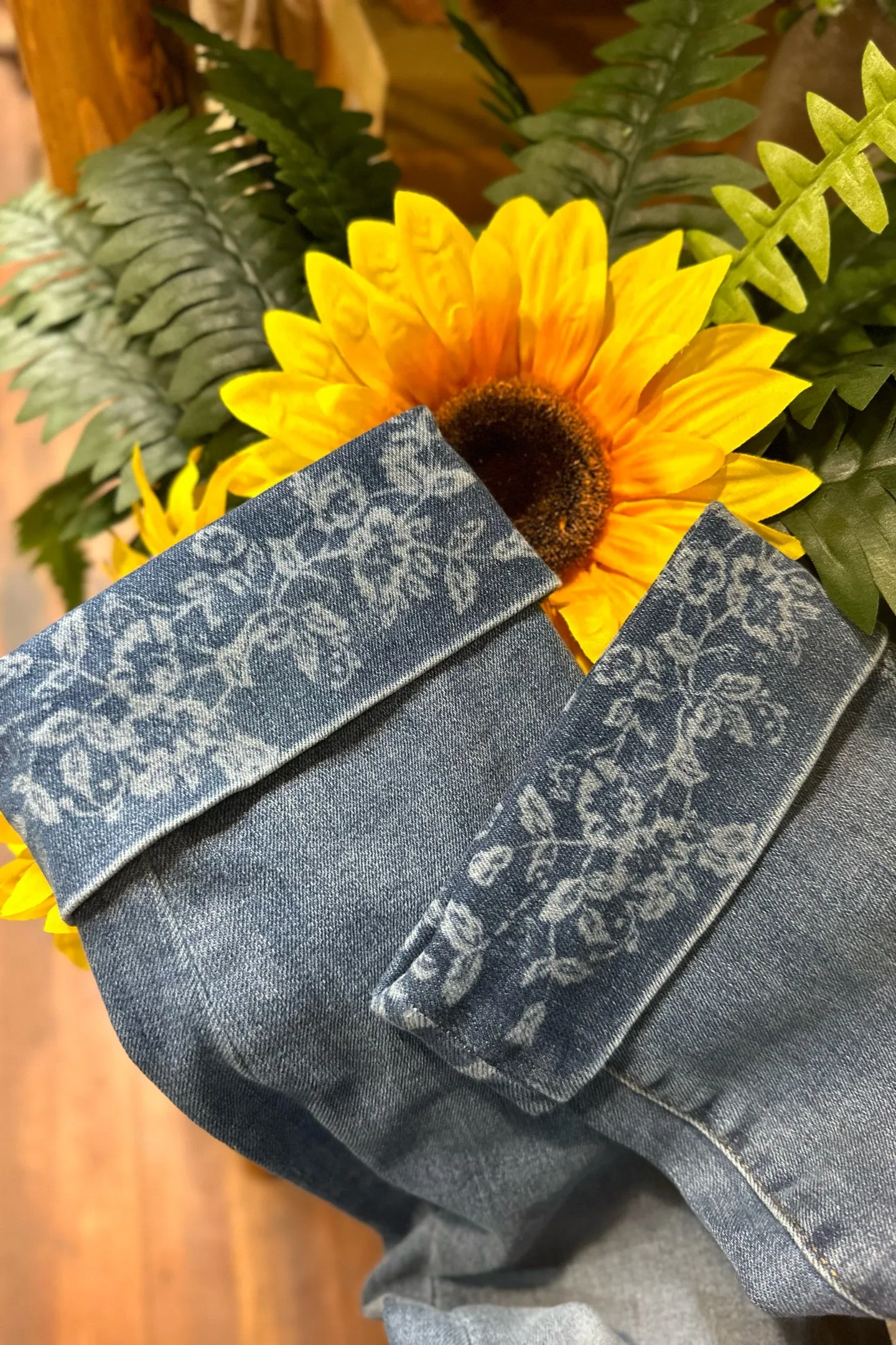 Carter Mid Rise "DENIM N' FLORAL" Girlfriend Jean by JAG