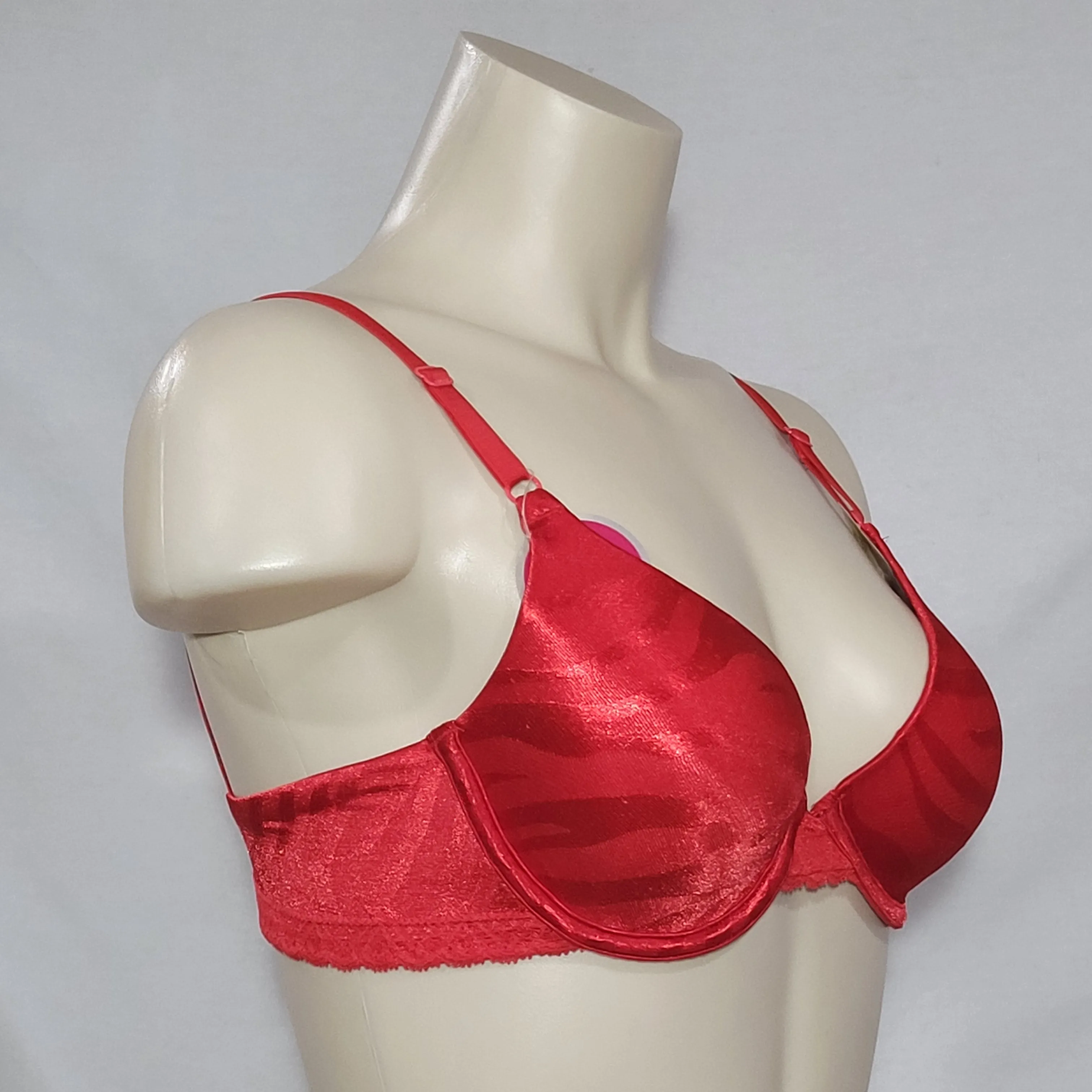 DISCONTINUED Maidenform 7122 One Fabulous Fit Jacquard Satin Underwire Bra 34B Red NWT