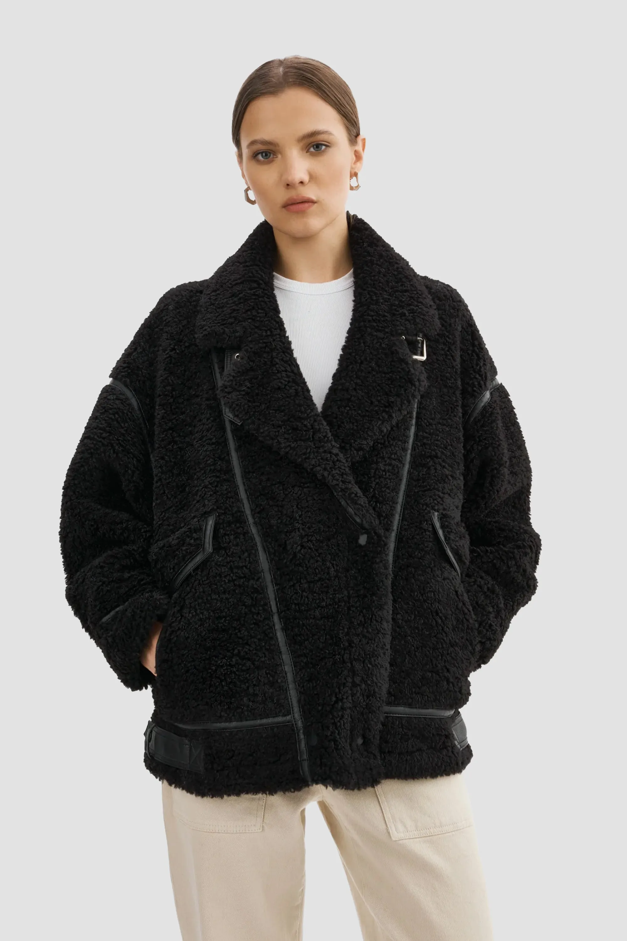 LAMARQUE Woman's Badu Oversized Faux Shearling Jacket