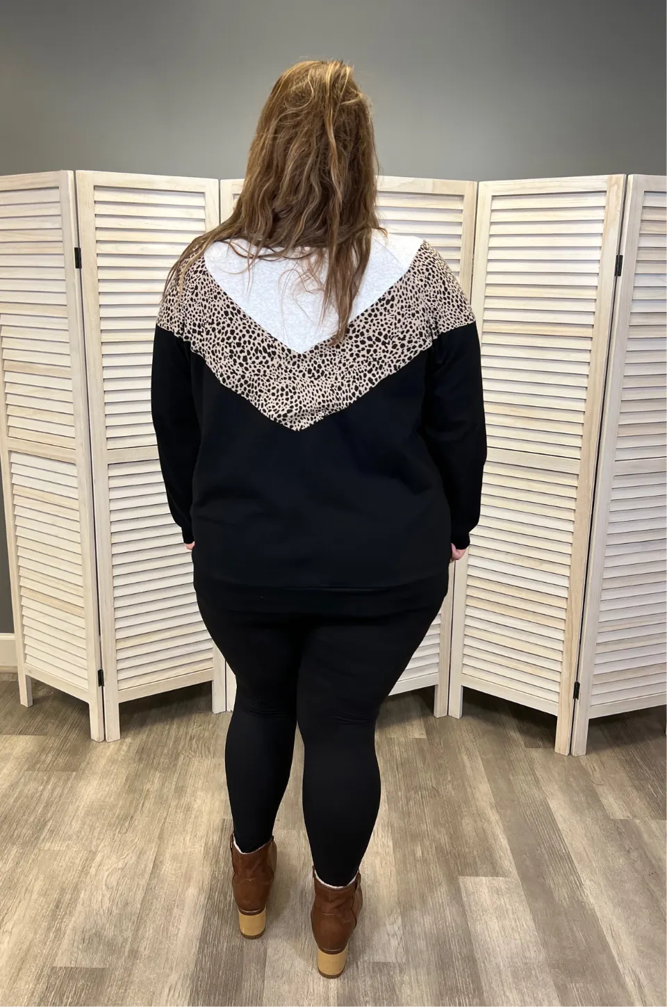 Oversized Chevron Nursing Sweatshirt- Cheetah Black/Cream