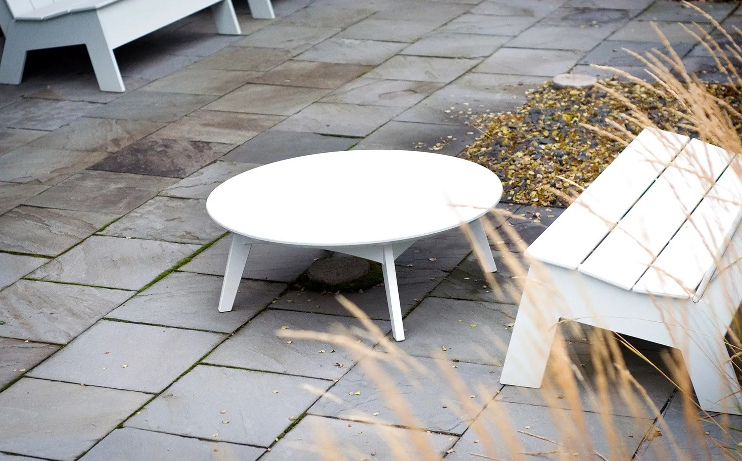 Satellite Cocktail Table (Round)