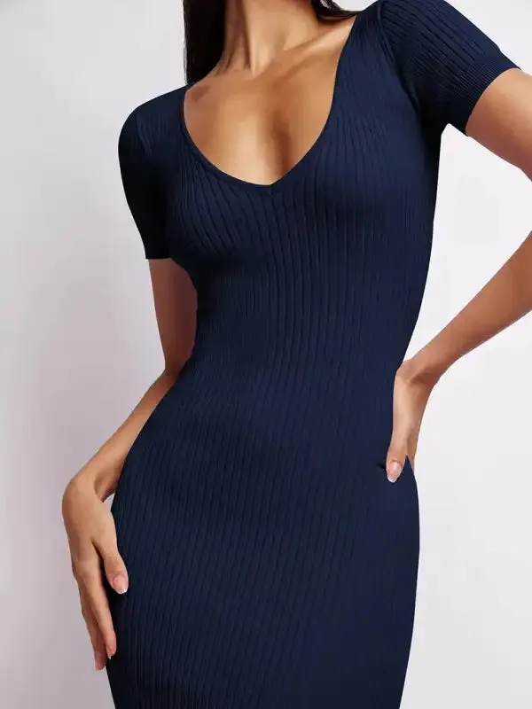 Women’s knitted V-neck tight-fitting slit short-sleeved mid-length dress